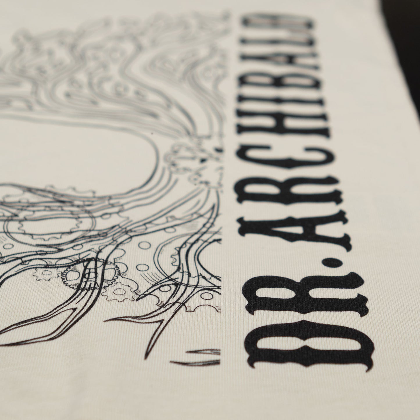 Dr. Archibald - Master of Time T-Shirt perlweiß Merchandise